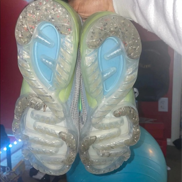 Nike Vapormax - Picture 1 of 6